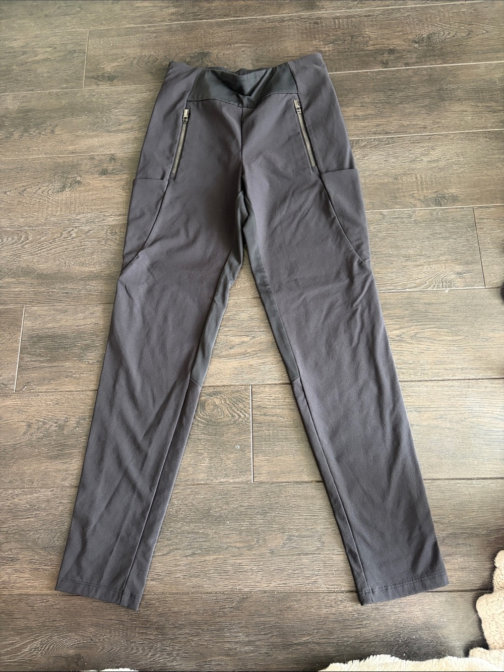 Athleta Slim Fit Ankle Pants, black